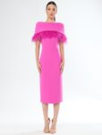 Vestido Corto Capa Plumas 51509